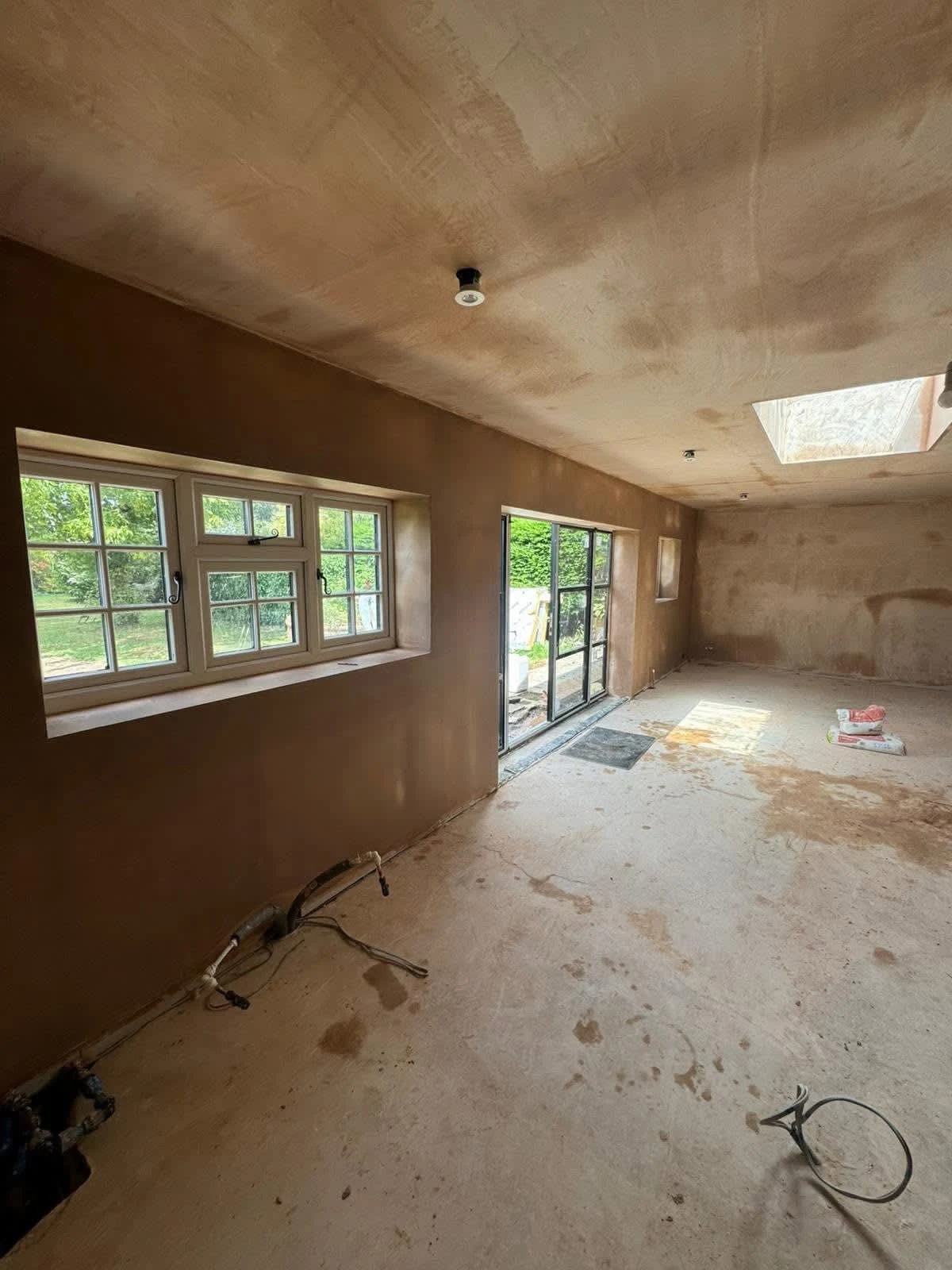 Images Pristine Plastering and Damp Proofing Ltd