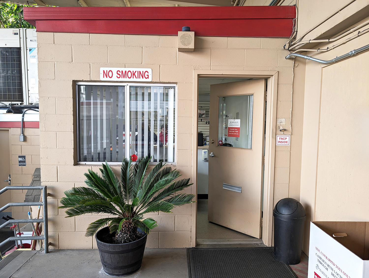 Self Storage Rental Office in Redwood City, CA.