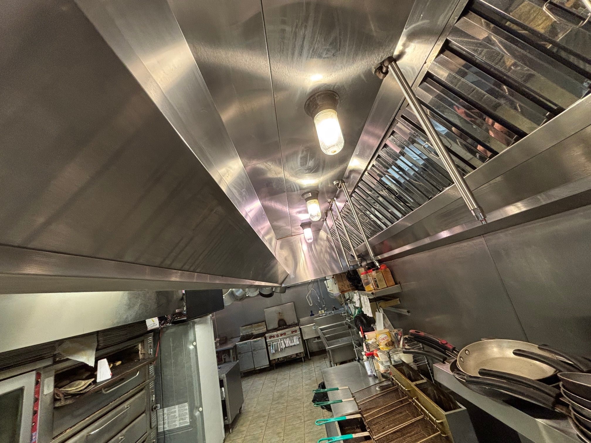 Optimum Hood Pros Image