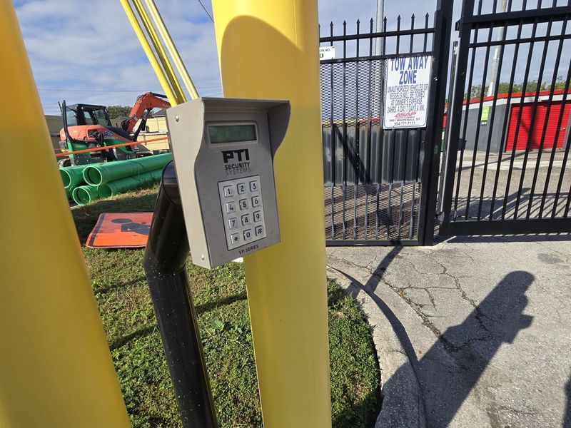 Images Extra Space Storage