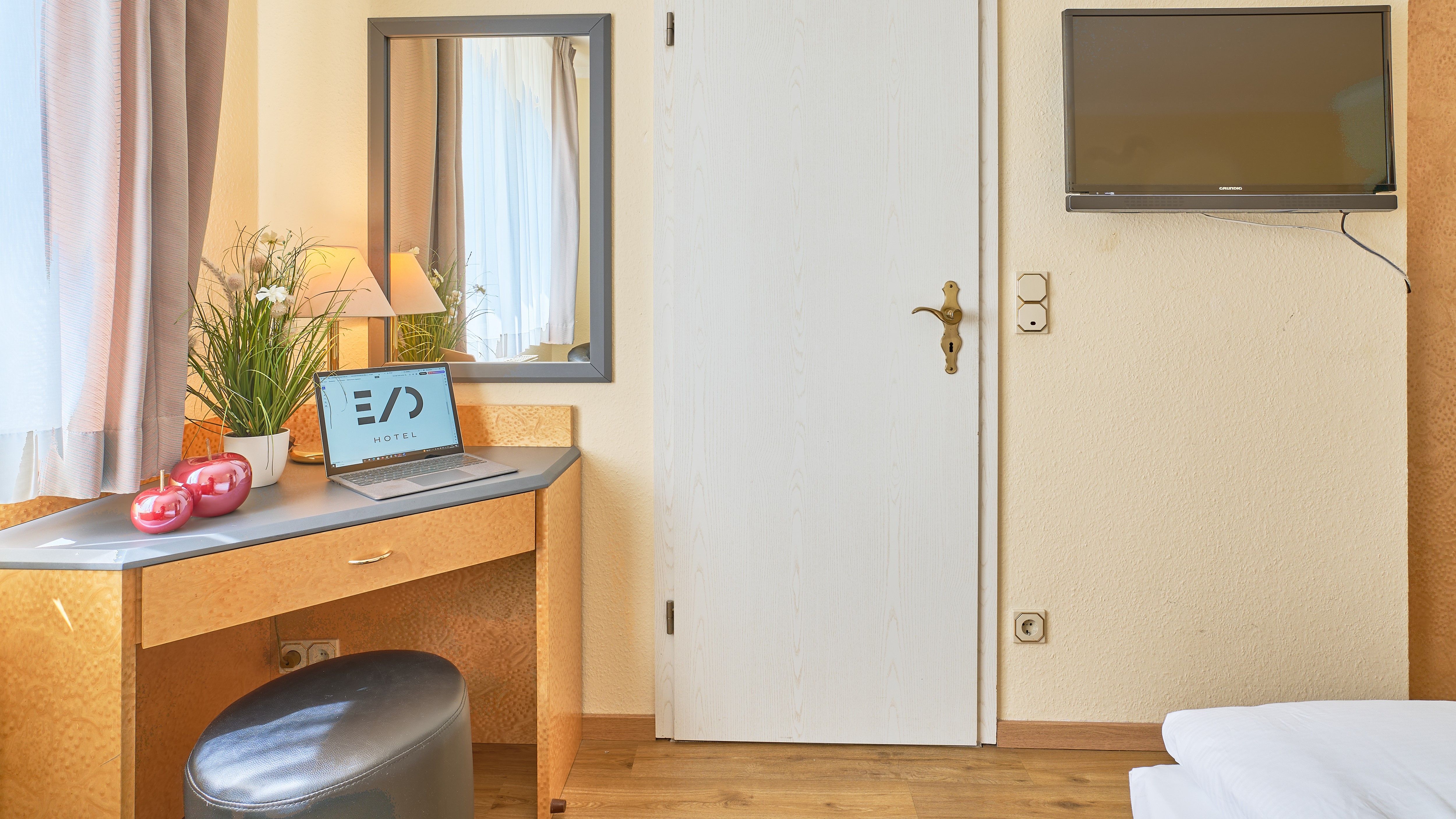 eXo Individual Hotel Waghäusel - by SuperFly Hotels, Habichtstraße 3 in Waghäusel