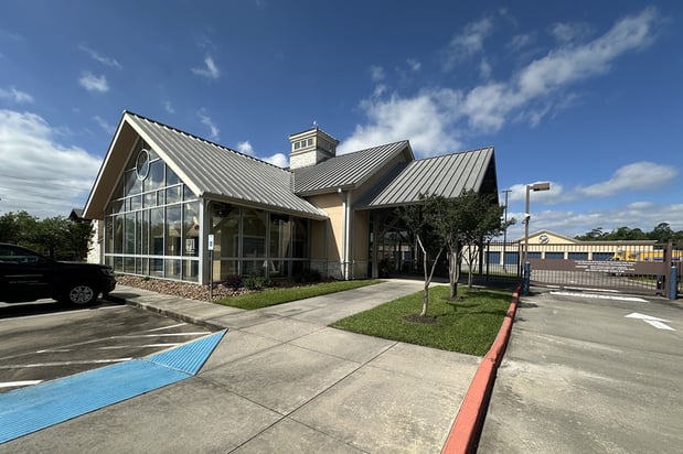 Images SmartStop Self Storage