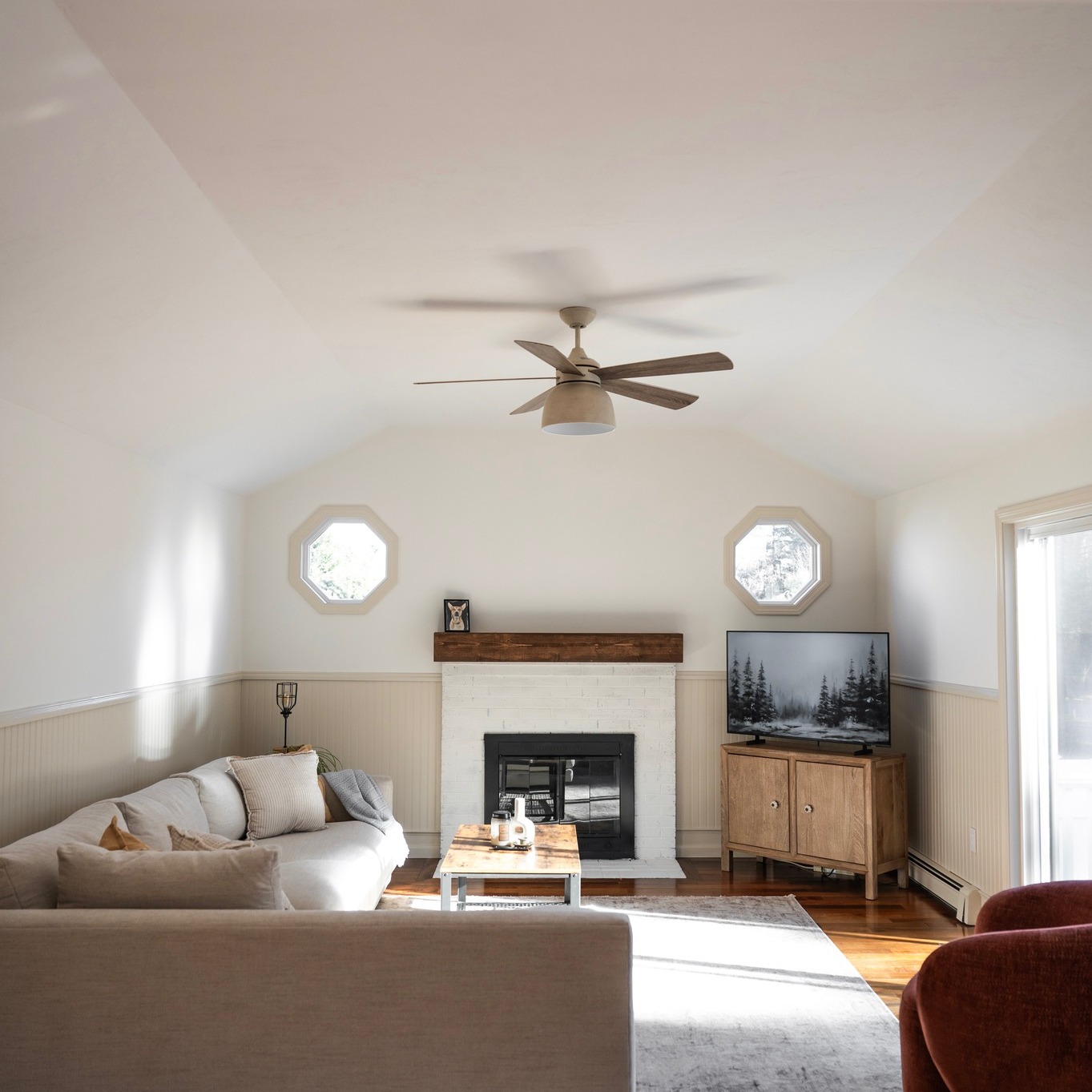 Clover Contracting LLC Image