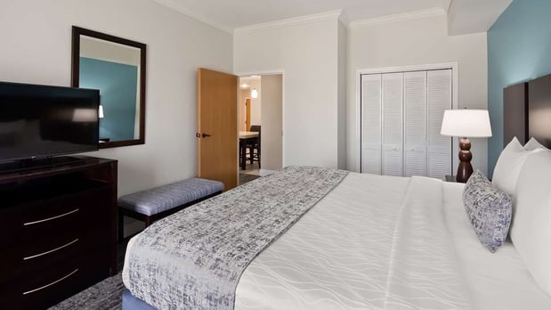 Images Best Western Plus Ambassador Suites Venice