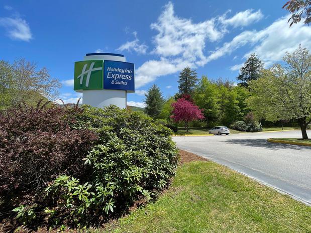 Images Holiday Inn Express & Suites Lincoln East - White Mountains, an IHG Hotel