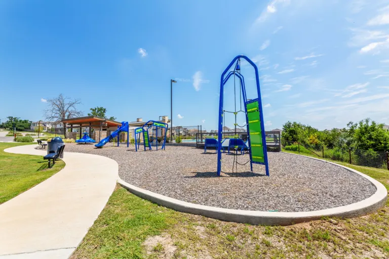 Images Pulte Homes at Crescent Bluff