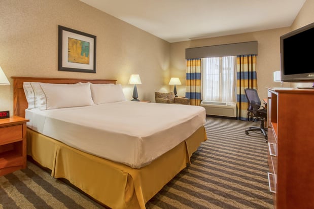 Images Holiday Inn Express & Suites Manteca City Center by IHG