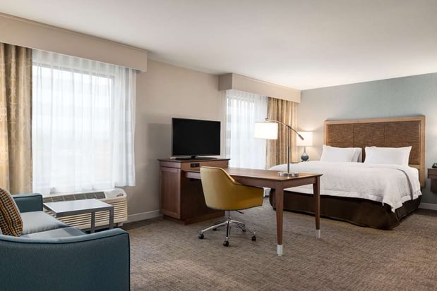 Images Hampton Inn Lincoln Airport