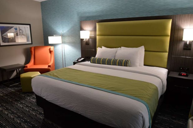 Images Best Western Plus Pasadena Inn & Suites