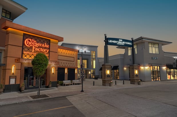 Images Lehigh Valley Mall