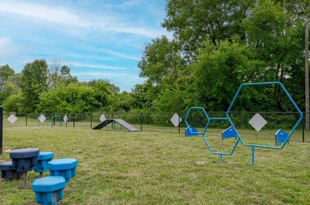 Images Lakeshore Reserve Off 86th Apartments and Townhomes