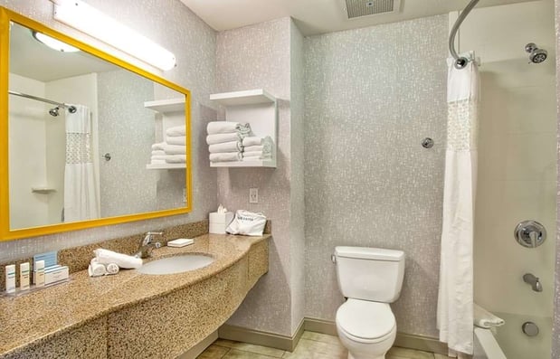 Images Hampton Inn & Suites Hemet