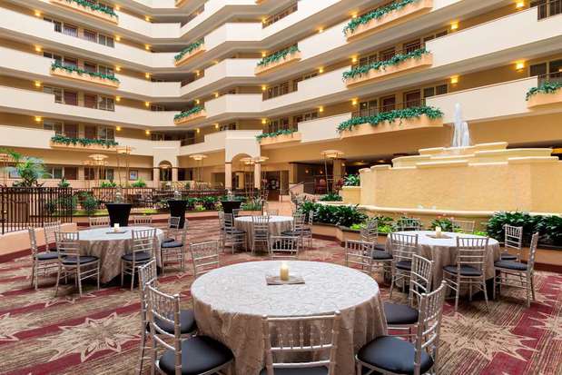 Images Embassy Suites by Hilton Columbia Greystone