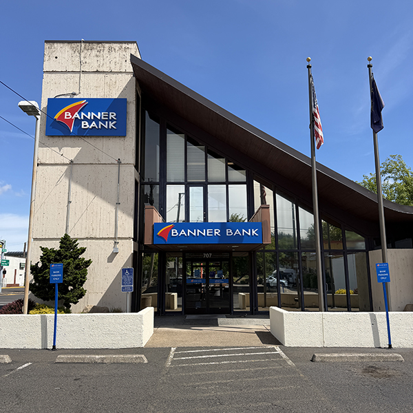 Banner Bank in Springfield, Oregon.