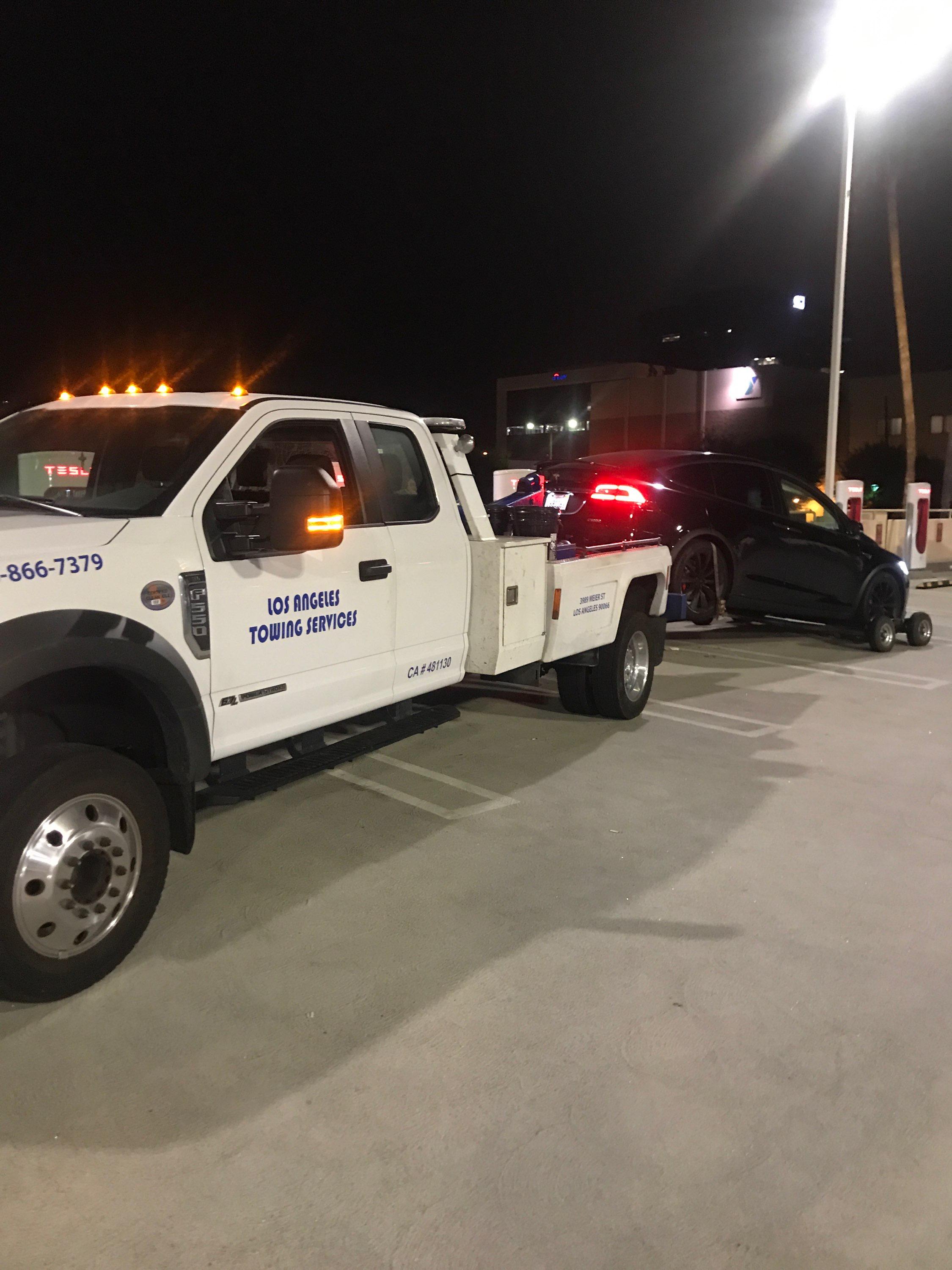 Los Angeles Towing Services Photo