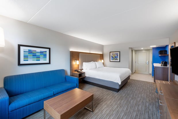 Images Holiday Inn Express State College @Williamsburg Square by IHG