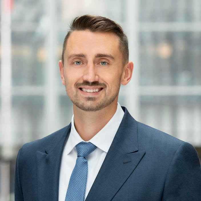 Andrew Dziamarski headshot