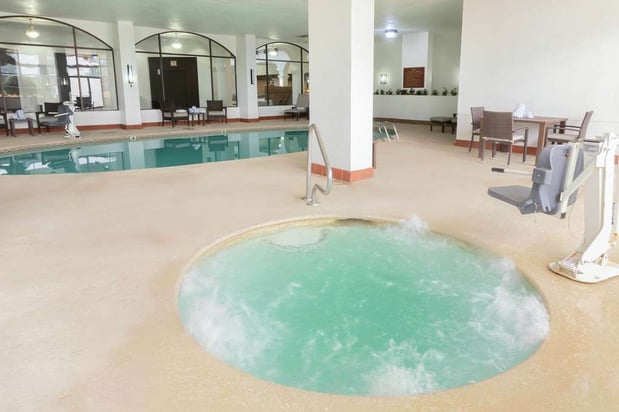 Images Embassy Suites by Hilton Tulsa I-44