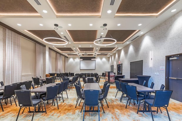 Images Hotel Indigo Tulsa Dwtn-Entertainment Area by IHG