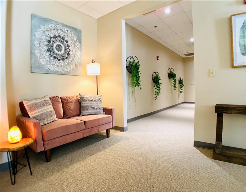 Images Pasadena Villa Outpatient Treatment Center - Triad