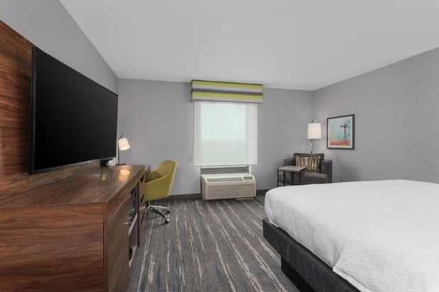 Images Hampton Inn & Suites Lincoln Northeast I-80