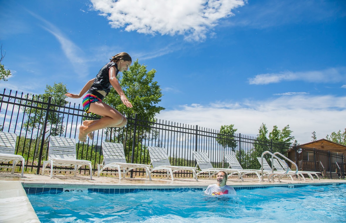 The Cabins at Bear River Lodge Image