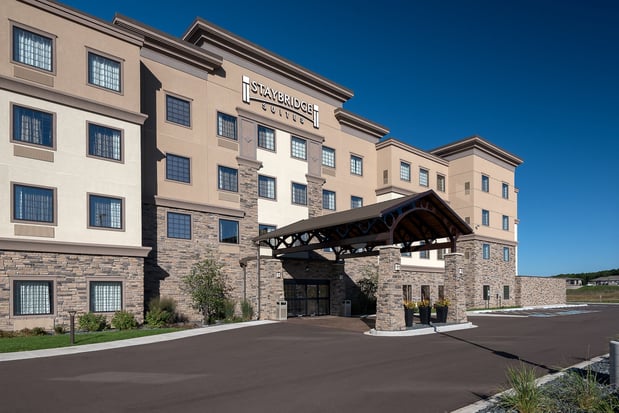 Images Staybridge Suites Eau Claire - Altoona by IHG