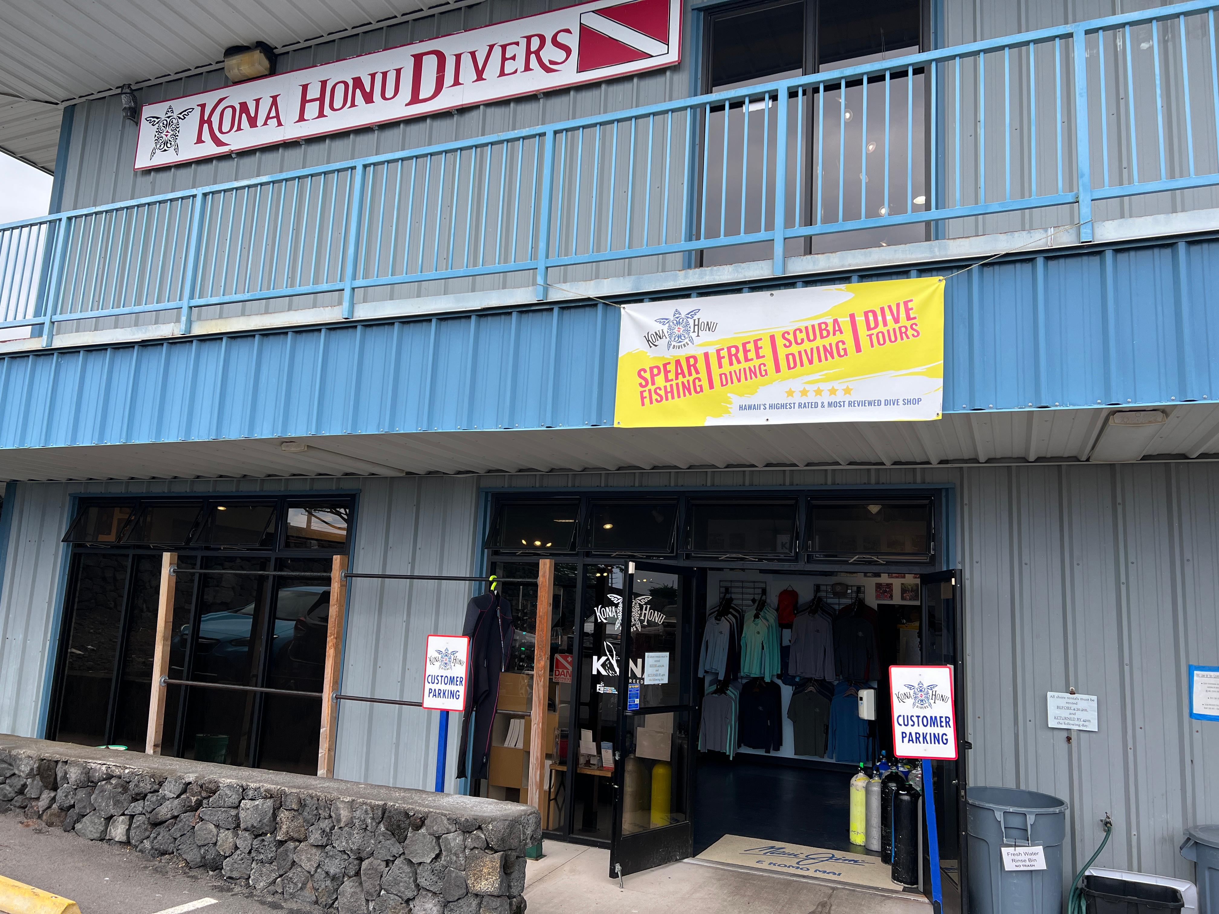 Kona Honu Divers