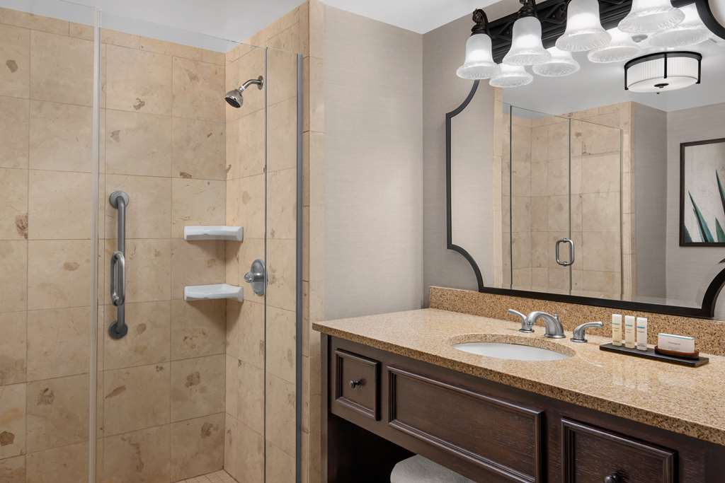Guest room bath Embassy Suites by Hilton San Antonio Riverwalk Downtown San Antonio (210)226-9000