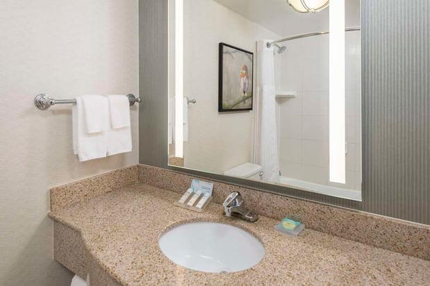 Images Hilton Garden Inn Scottsdale North/Perimeter Center