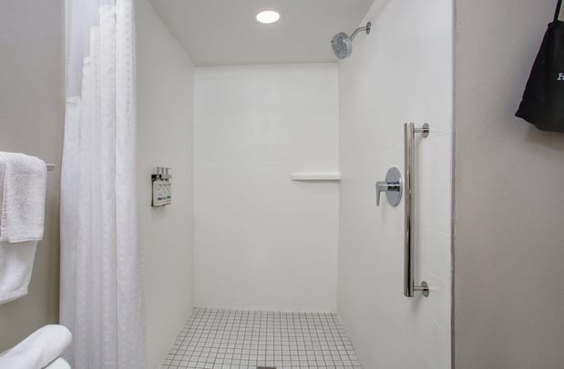 Images Holiday Inn Express Clearwater East - Icot Center by IHG