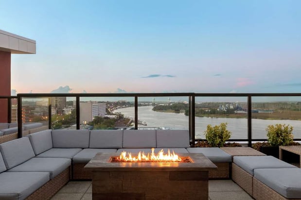 Images Embassy Suites by Hilton Wilmington Riverfront