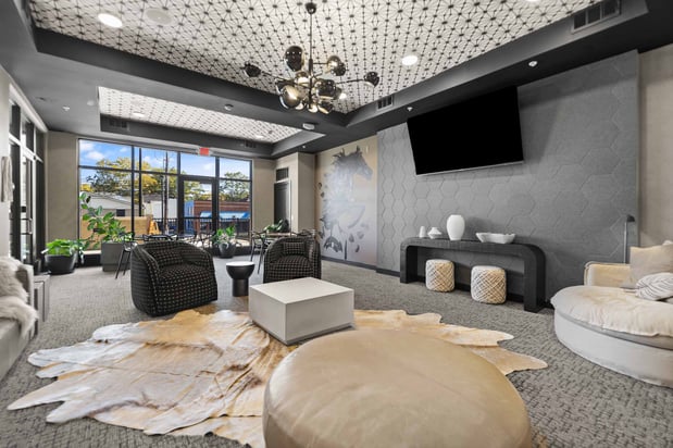 Images Gateway Lofts Lexington