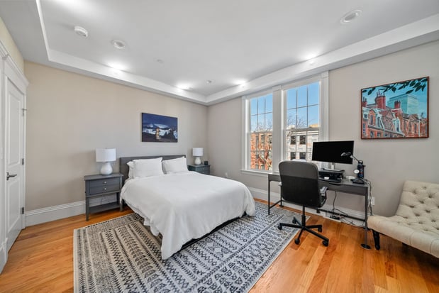 Images Darcy Bento, South Boston Realtor - Bento Real Estate Group