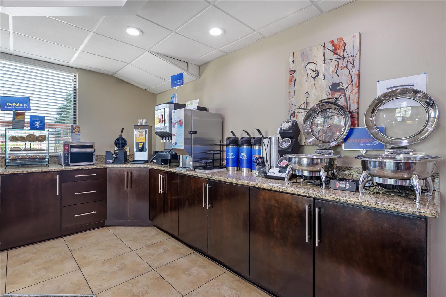 BW Lumberton NC Breakfast