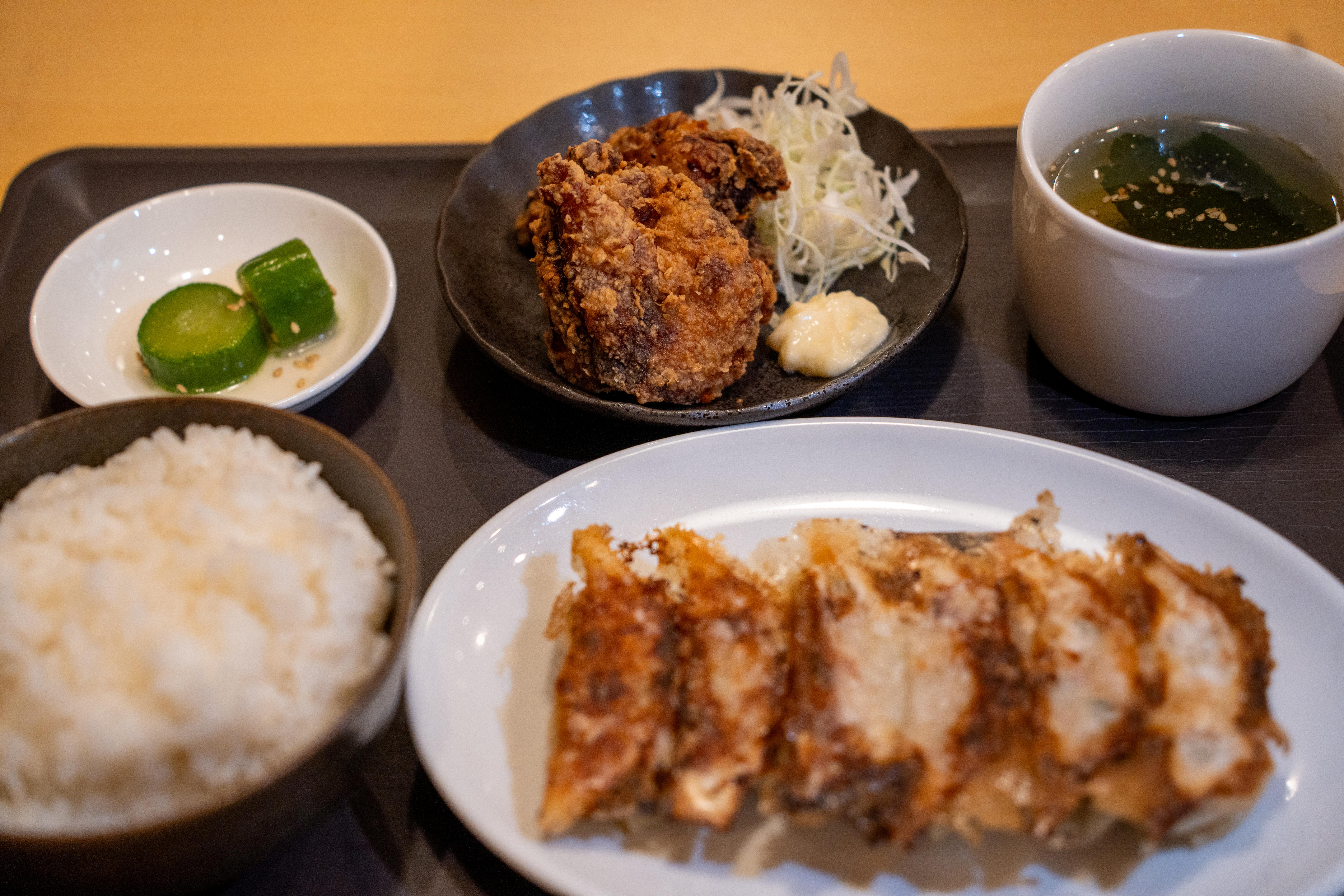 Images あの餃子家