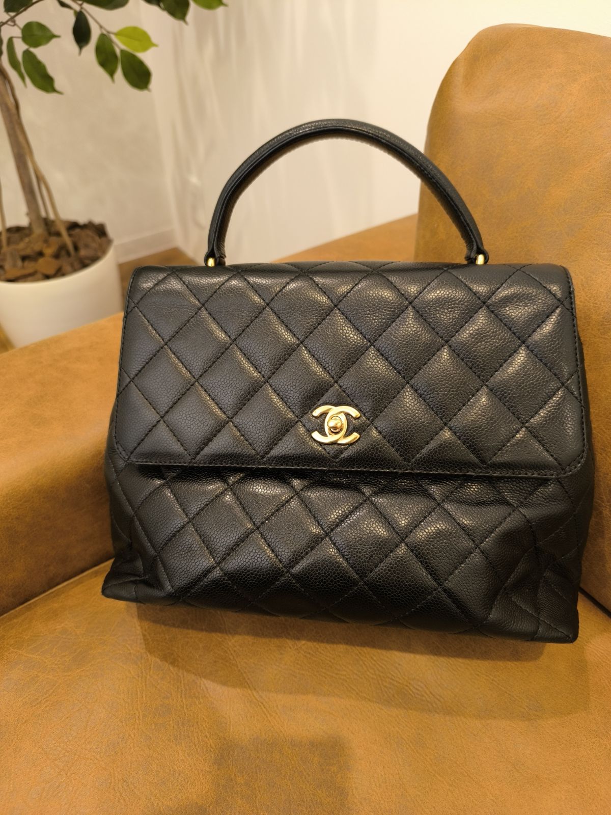 Images KOMEHYO（コメ兵）買取センターThe Kitahama PLAZA