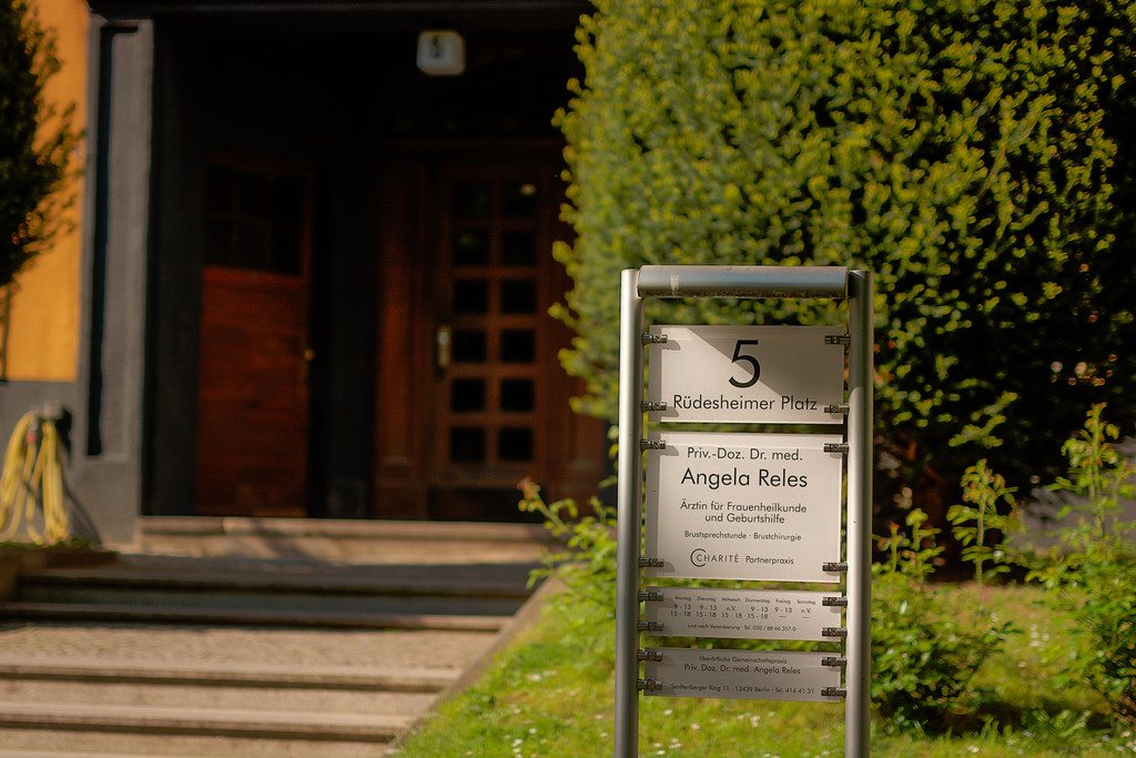 Gynäkologische Praxis am Rüdesheimer Platz - Priv.-Doz. Dr. med. Angela Reles, Rüdesheimer Platz 5 in Berlin