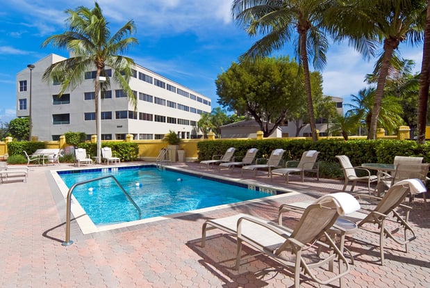 Images Holiday Inn Express & Suites Kendall East - Miami by IHG