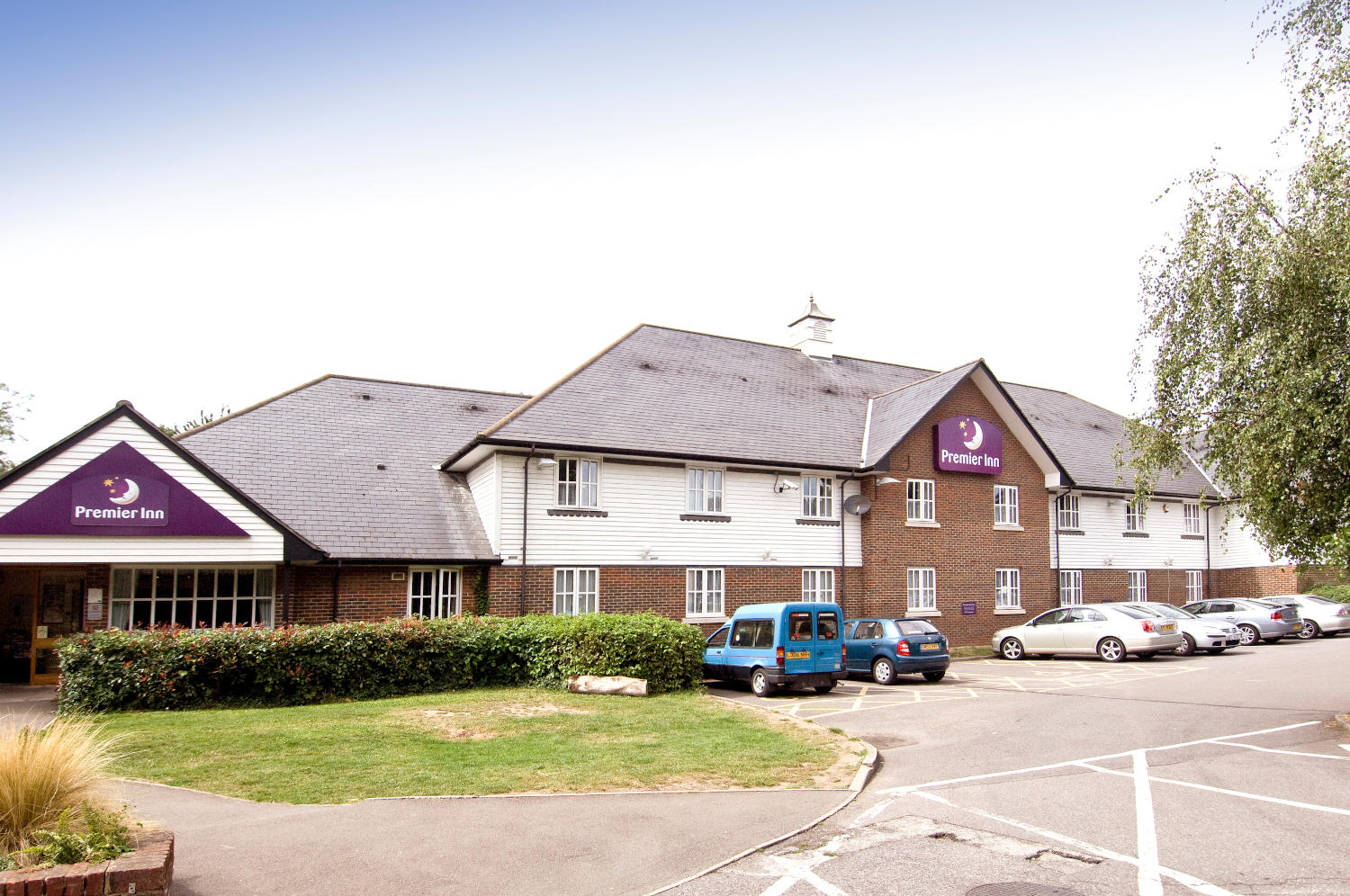 Premier Inn Maidstone (Sandling) hotel exterior Premier Inn Maidstone (Sandling) hotel Maidstone 03333 211288