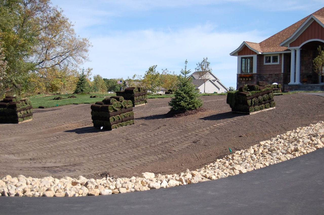 Landscaping professionals: Keep your costs down by going straight to the source! GreenTurf offers competitive wholesale pricing and reliable delivery for all your commercial projects.
