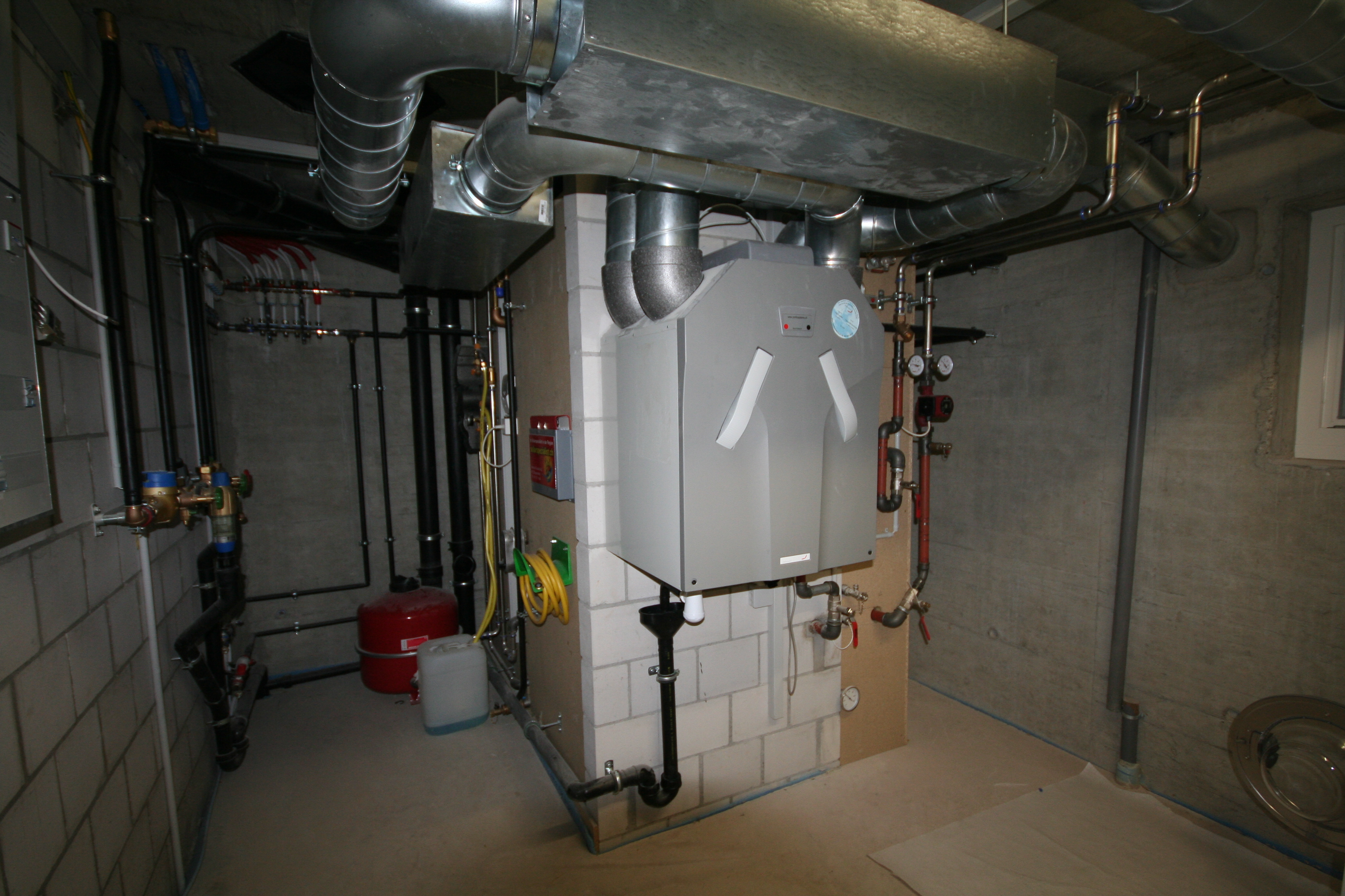 Hablützel AG Solar- & Haustechnik, Feldstrasse 42 in Degersheim