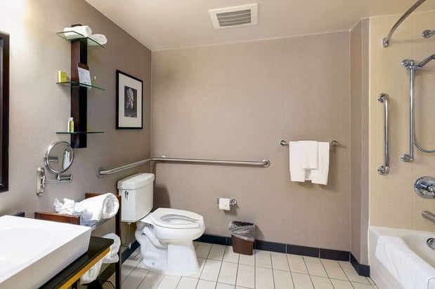 Images DoubleTree by Hilton Hotel Savannah Airport