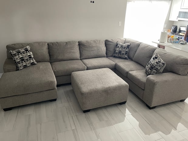 Images Bayou Furniture