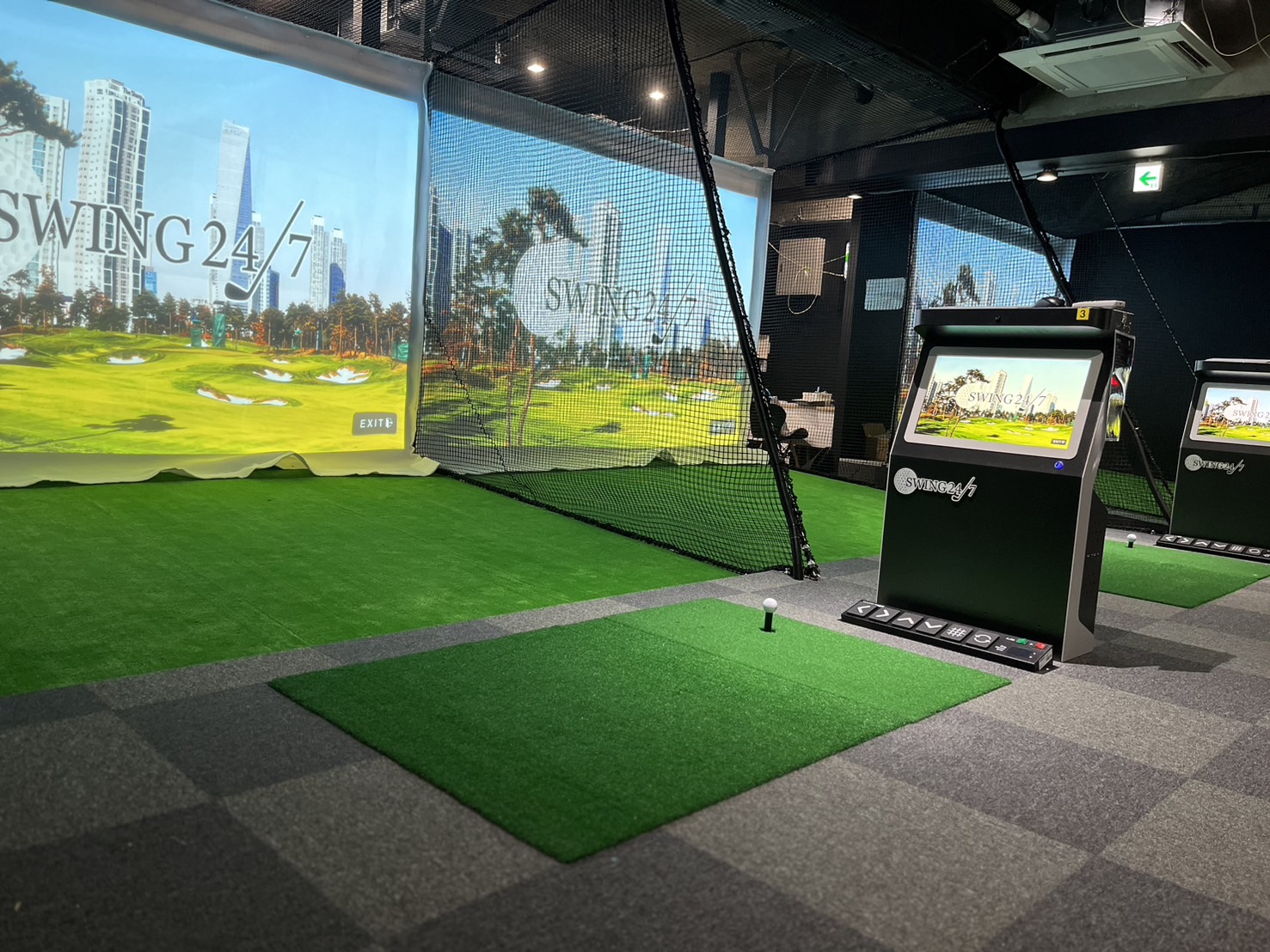 Images インドアゴルフ練習場 SWING24/7 茅場町店