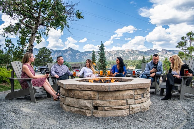 Images Holiday Inn Estes Park by IHG