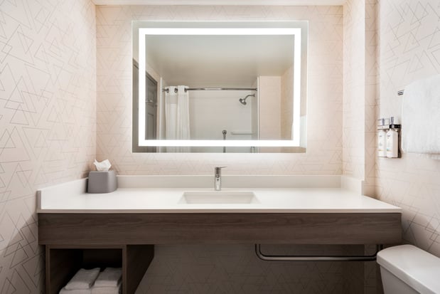 Images Holiday Inn Express & Suites Mobile West - I-10 by IHG