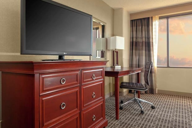 Images DoubleTree by Hilton Hotel Kansas City - Overland Park