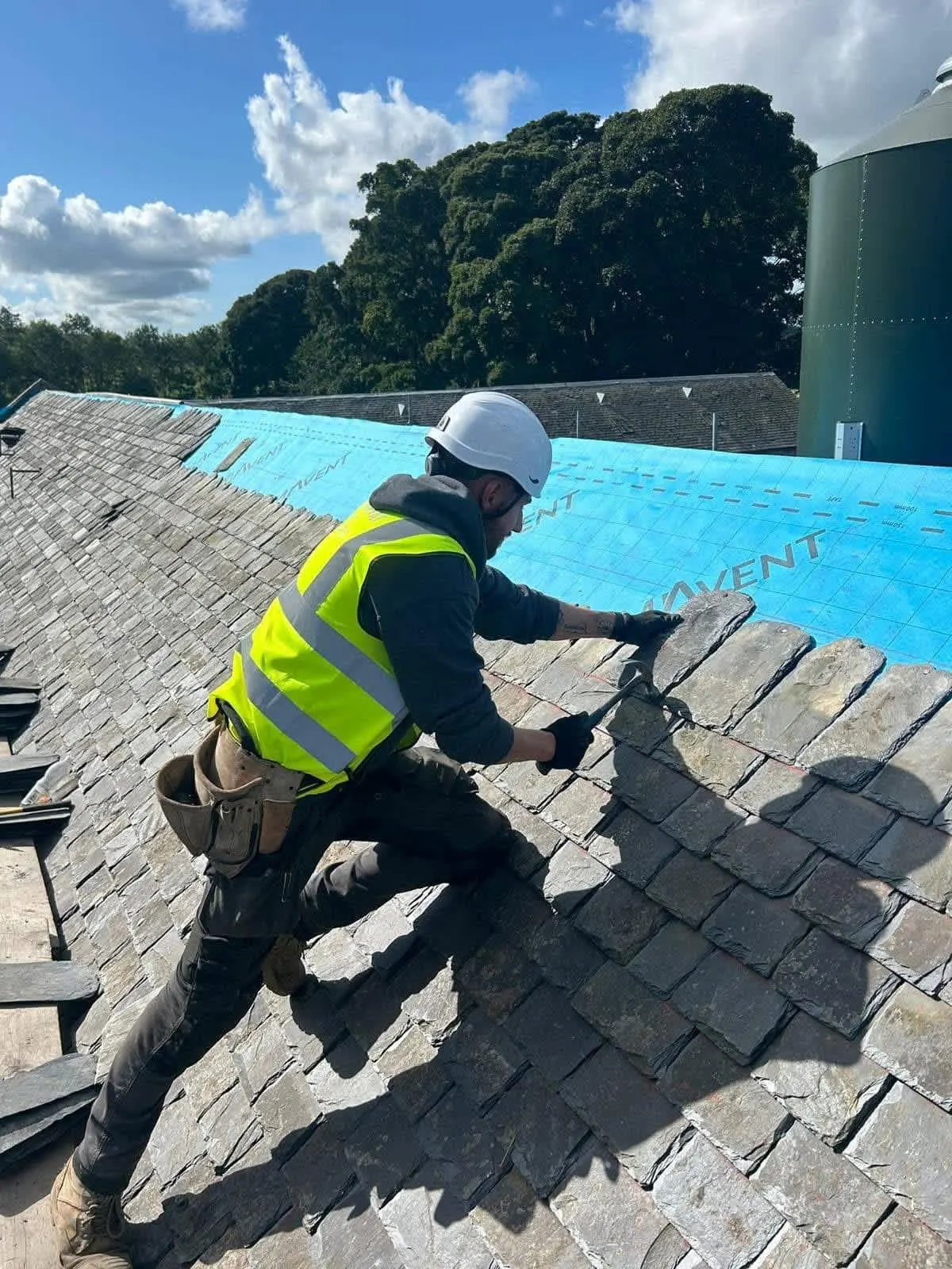 Images Stuart & Moffat Roofing Contractors