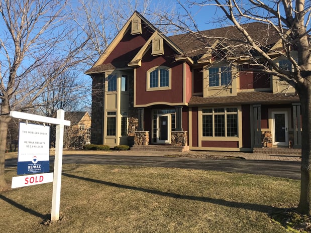 Images The Moeller Group - Niki Moeller- Twin Cities Real Estate